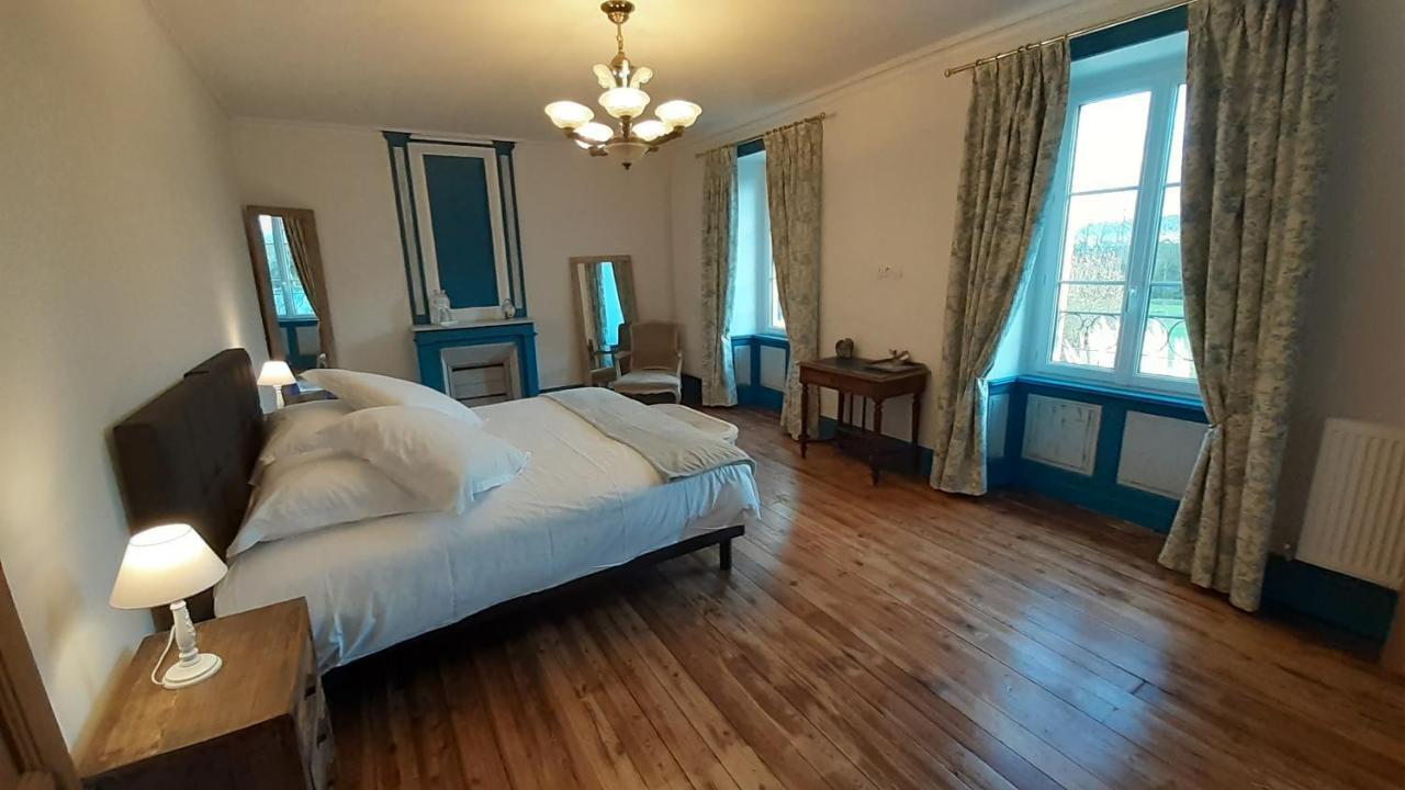 Auberge de Saint Jean Ploumilliau Exterior foto